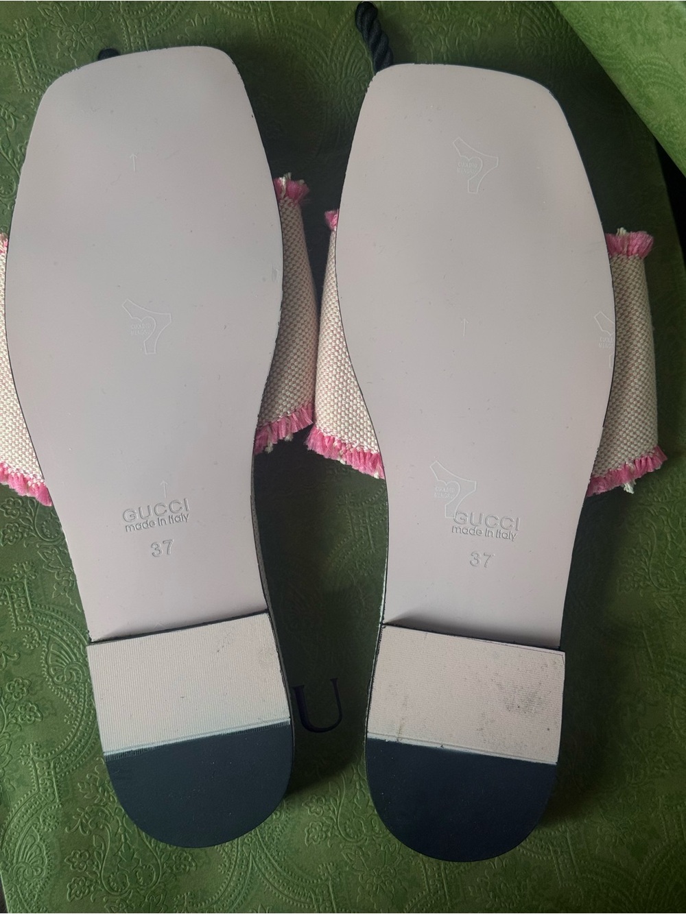 Gucci Pink Frayed Canvas Slide Mules - Picture 4 of 4